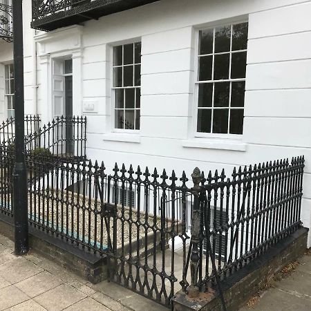 The Apartment, Lower Ground Floor, Clarendon Place Leamington Exteriér fotografie